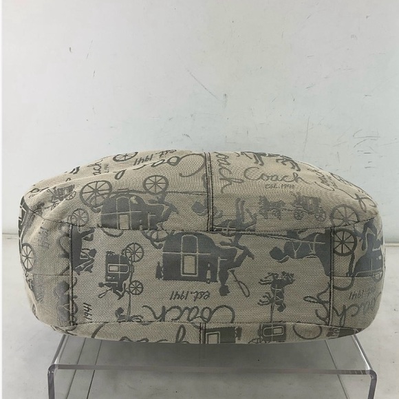 Vintage Coach y2K Soho Lynn Hobo horse & carriage print shoulder bag grey - Picture 7 of 9